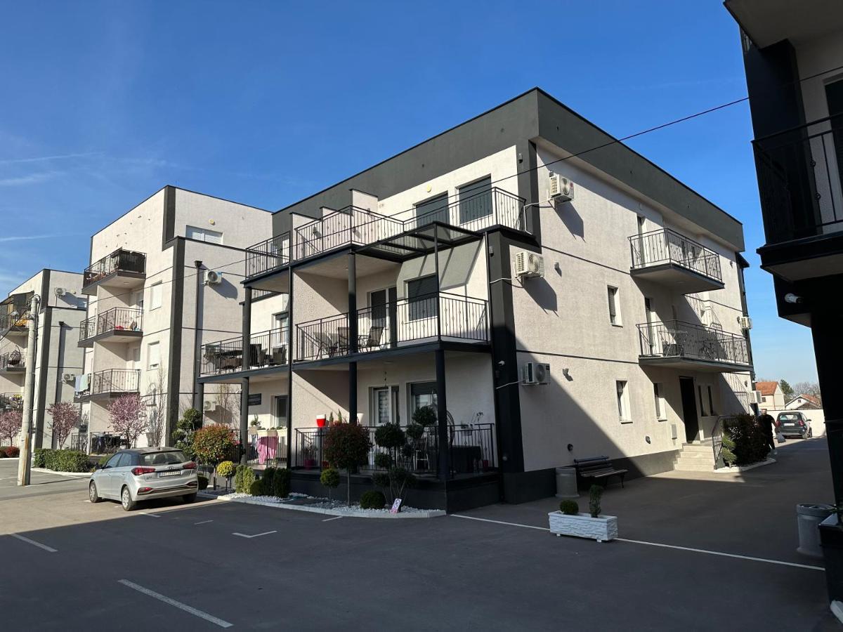 Apartment Aura Белград Экстерьер фото